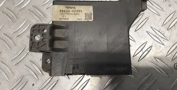 Toyota Verso Climate control unit 886500F090