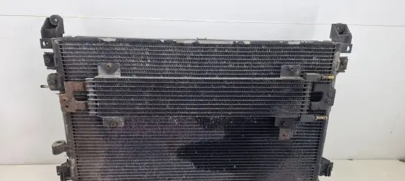 Chrysler Pacifica Radiator set 