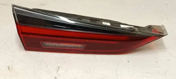 BMW i4 Tailgate rear/tail lights 7956629