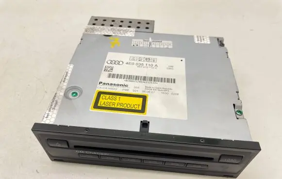 Audi A6 S6 C6 4F CD/DVD changer 4E0035110A 4E0910110C
