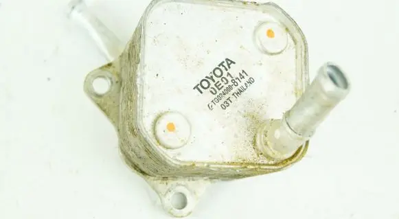 Toyota Hilux (AN120, AN130) Engine oil radiator 150710E010