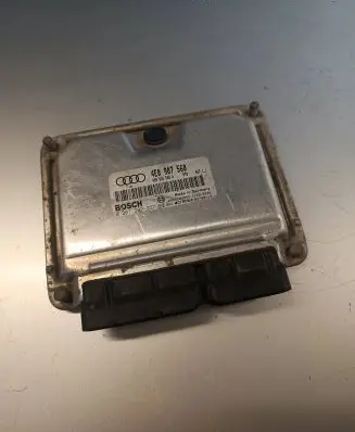 Audi A8 S8 D3 4E Engine control unit/module 4E0907560 4E0910560A 0261207257