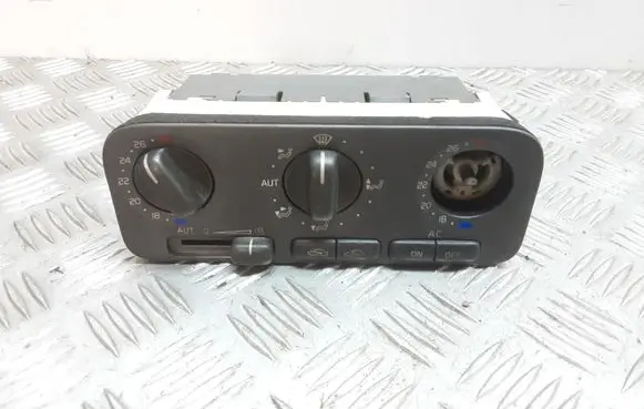 Volvo S70 V70 V70 XC Climate control unit 9134783