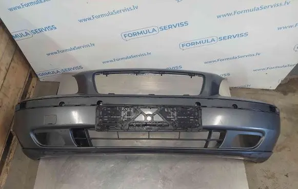 Volvo V70 Front bumper 09190305 2419