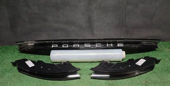 Porsche Taycan 9J1 Rear/tail lights set 9J1945092G