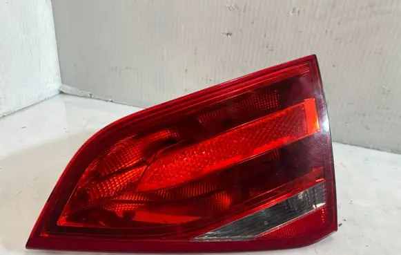 Audi A4 S4 B8 8K Tailgate rear/tail lights 8K5945094E