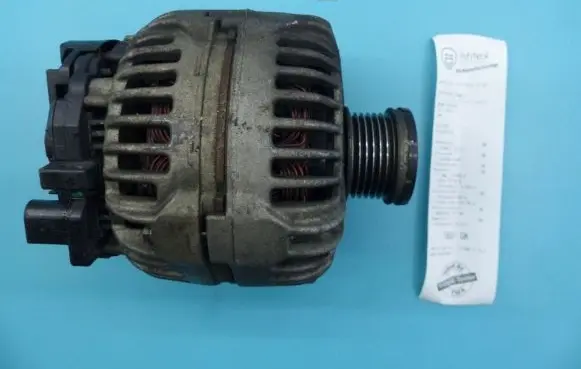 Volkswagen Jetta VI Generator/alternator 0124525093 IMPRK1315383