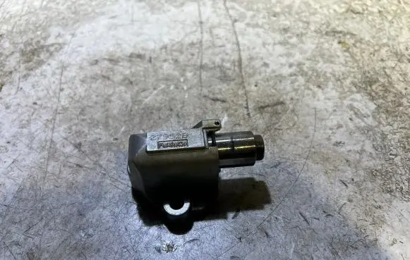 Ford Mustang VI Timing belt/chain tensioner B535B