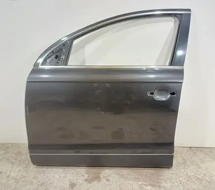 Audi Q7 4L Front door 4L0831311