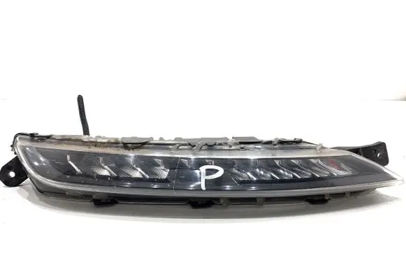 Citroen C4 Grand Picasso LED Daytime headlight 9816714780