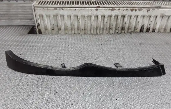 Under headlight/headlamp trim