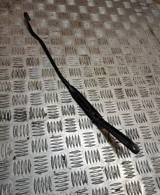 Opel Astra G Front wiper blade arm