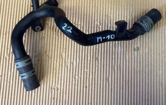 Mercedes-Benz B W245 Engine coolant pipe/hose A6402001452