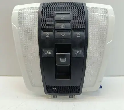 Mercedes-Benz C W204 Front seat light A2048201823 2JM00996624 0146984197