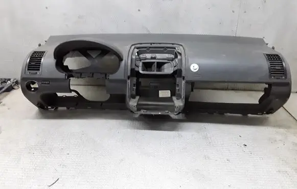 Volkswagen Polo IV 9N3 Dashboard 6Q1857003