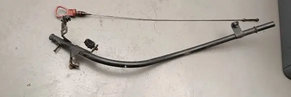 Oil level dip stick