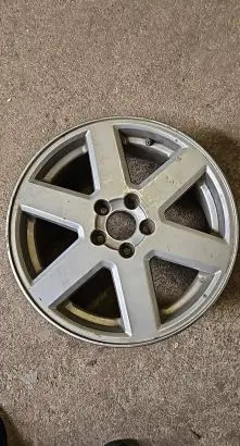 Volvo XC90 R17 alloy rim 8646831