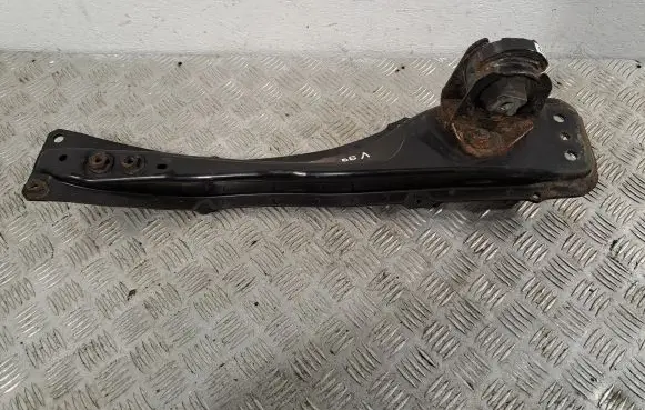Toyota Corolla Verso AR10 Front subframe 512040F010 519600F010
