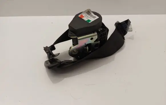 Audi A3 S3 8P Rear seatbelt 8P7857805