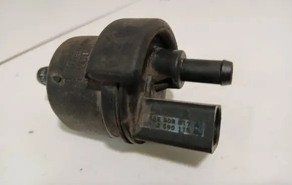 Volkswagen PASSAT B7 Valve vacuum 6QE906517A 2580115B