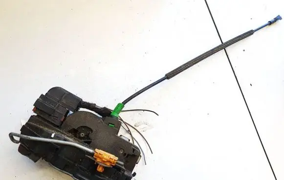 Opel Insignia A Front door lock 12b221 a046818