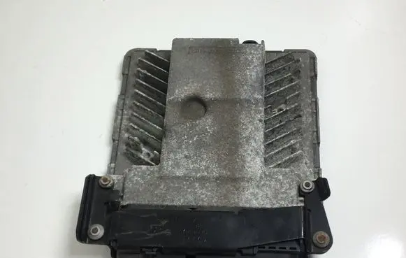 Audi A3 S3 A3 Sportback 8P Engine control unit/module 03G906018DN