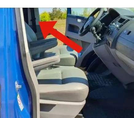 Volkswagen Transporter - Caravelle T5 (B) pillar trim (top) 7H0867243