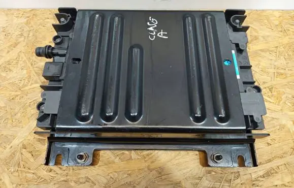 Mercedes-Benz A W177 Car battery A0009826525