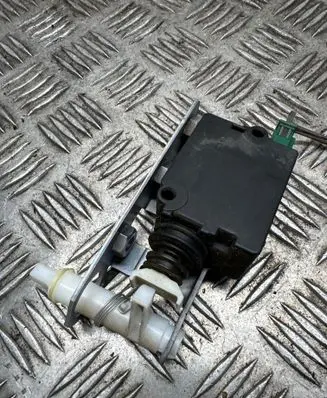 Land Rover Discovery 4 - LR4 Tailgate/trunk/boot lock/catch/latch 7016050