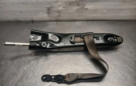 Volvo XC90 Front seatbelt 8092LH