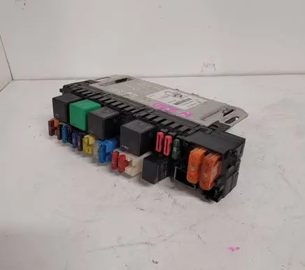 Mercedes-Benz S W220 Fuse module A0275454532 05045123 04512317980399