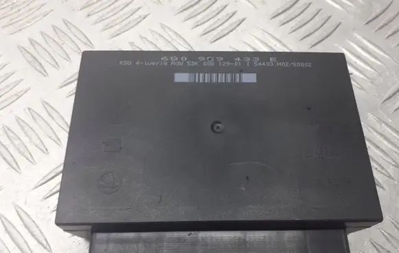 Skoda Fabia Mk1 (6Y) Central body control module 6Q0959433E