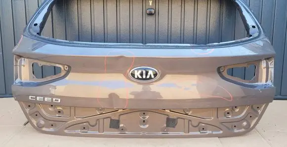 KIA Ceed Tailgate/trunk/boot lid 