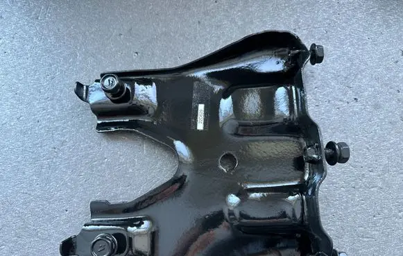 Nissan King Cab, Navara Fuel filter bracket/mount holder 1742601G01