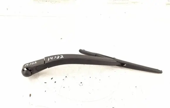 Mercedes-Benz B W245 Rear wiper blade arm 1698200844 1698201845