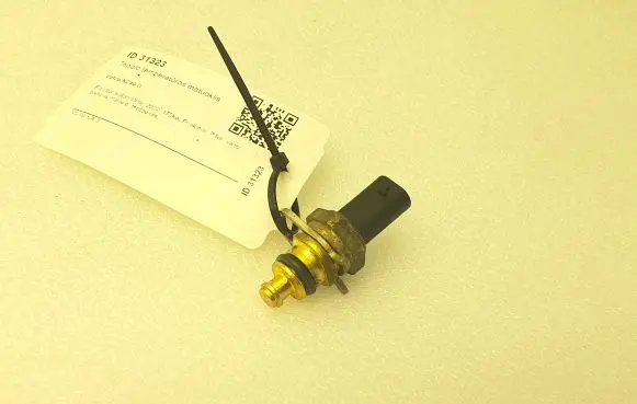 Volvo XC40 Coolant temperature sensor 30668661