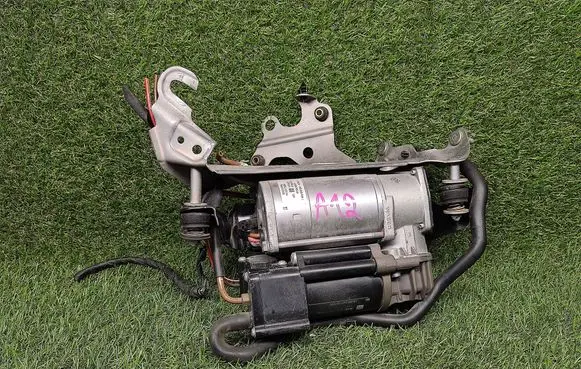 Mercedes-Benz GLC X253 C253 Air suspension compressor/pump A2133200104 A2133200043 443020019