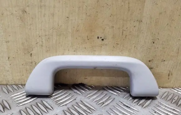 Honda CR-V Front interior roof grab handle