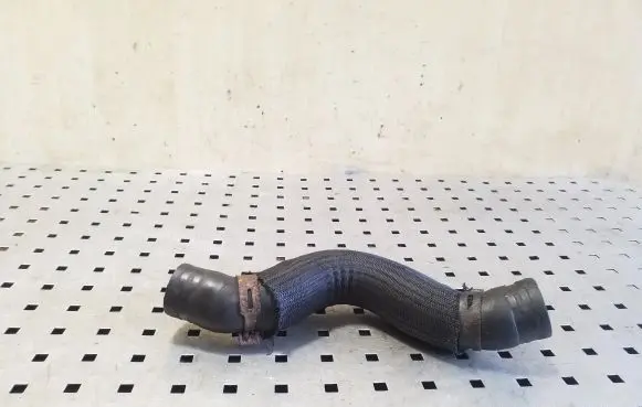 Nissan X-Trail T32 Engine coolant pipe/hose