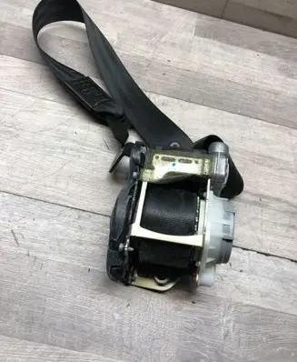 Audi Q5 SQ5 Front seatbelt 307482410 3066322 0718H5H2NV