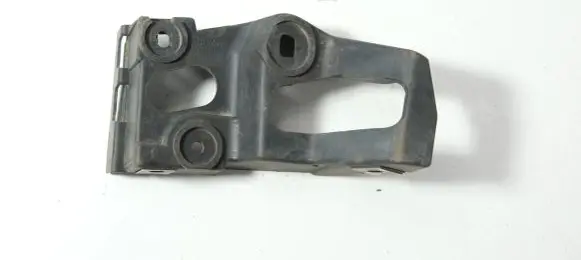 Audi A4 S4 B6 8E 8H Fender mounting bracket 8E0853922B