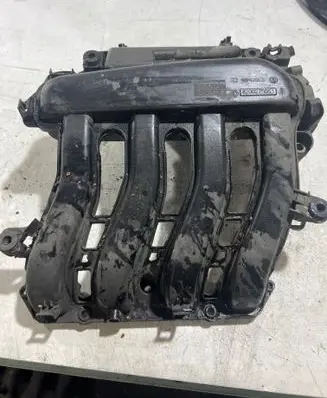 Renault Scenic II - Grand scenic II Intake manifold 50476LS 8200275053