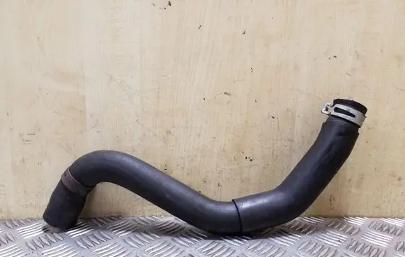 Nissan Qashqai Engine coolant pipe/hose