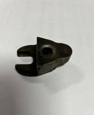 Peugeot 508 Fuel Injector clamp holder 