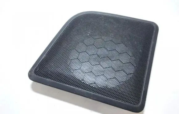 Side speaker trim/cover