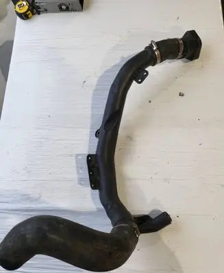 Intercooler hose/pipe
