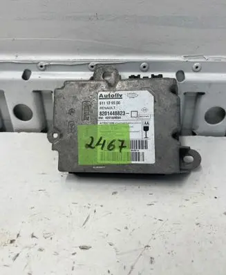 Renault Master III Airbag control unit/module 8201448823 611136500 628184800A