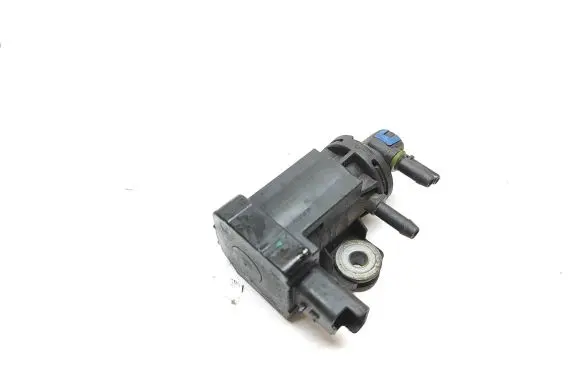 Citroen DS5 Turbo solenoid valve 9808206880 07914709