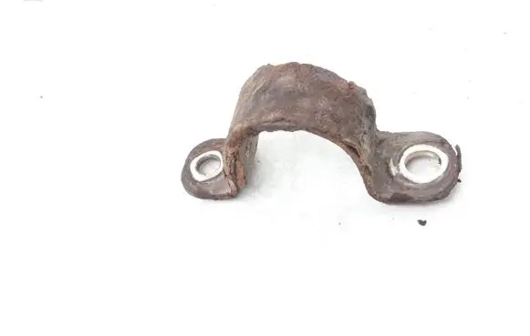 Subaru Outback Sway bar bush bracket, rear 
