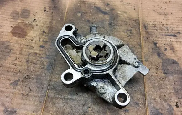 Seat Cordoba (6K) Vacuum pump 038145101B